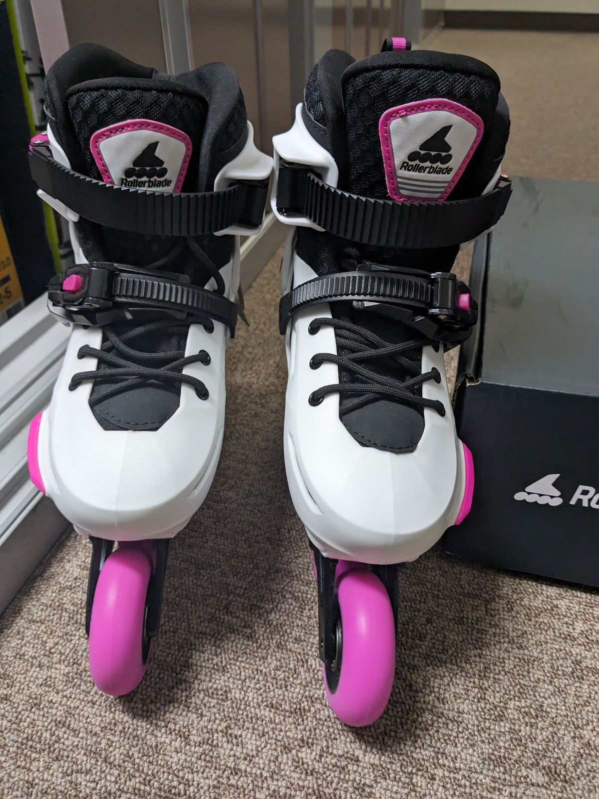 23 Roollerblade APEX 子供用 サイズM 21~23cm 23 Roollerblade APEX 子供用 サイズM 21~23cm
