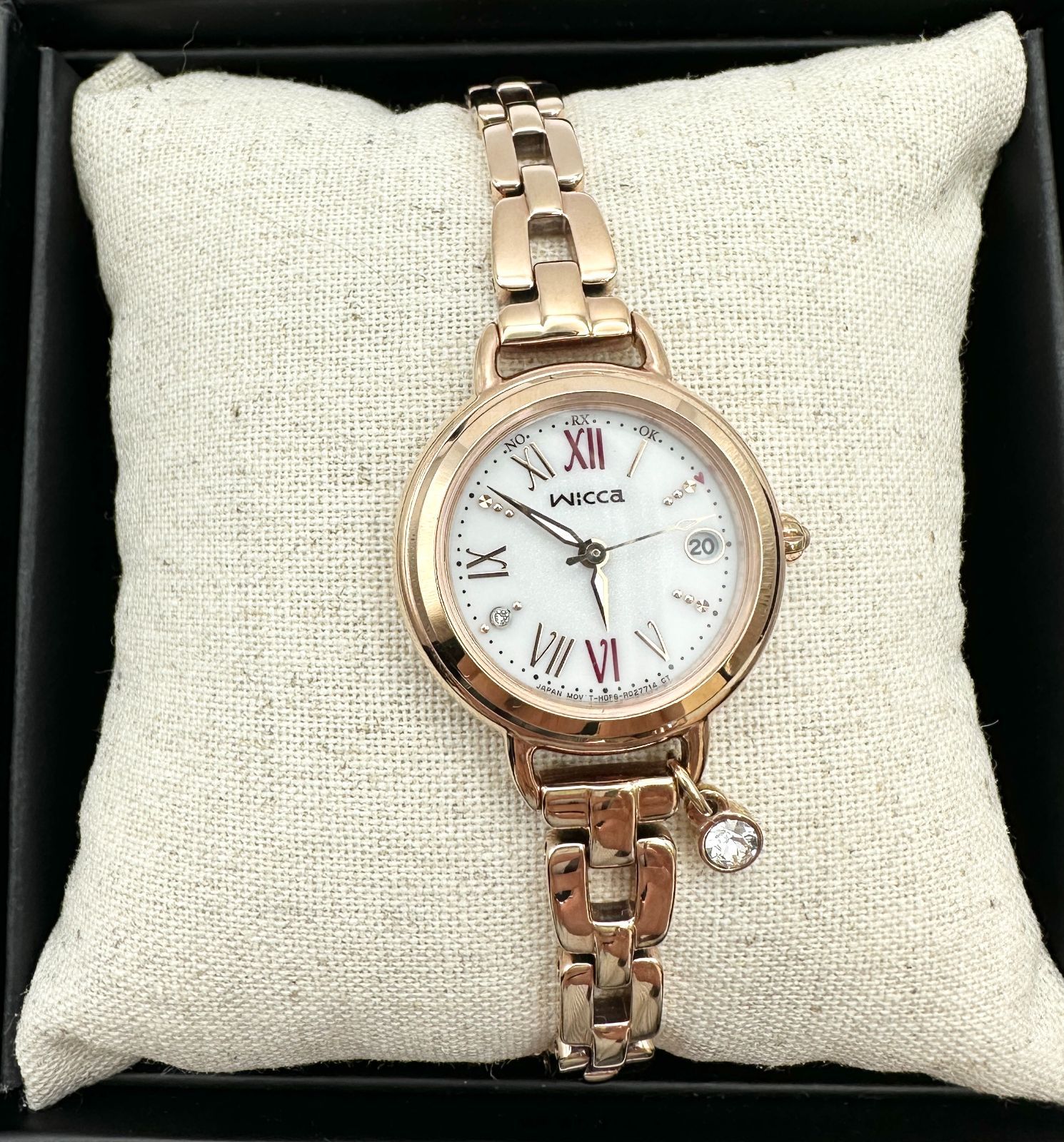 ソーラーテック電波時計・替えバンド付】CITIZN シチズン wicca