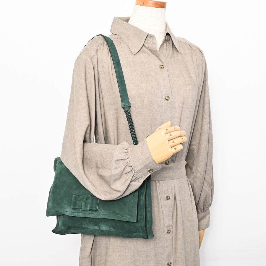 フェラガモショルダー 楽天市場】フェラガモ ショルダーバッグ リバイバル メンズ