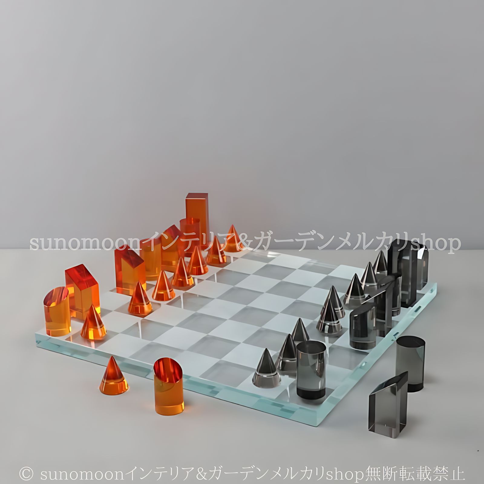 オブジェ チェスセット デザインチェス クリスタル風 モダン インテリア雑貨 ホワイト オレンジ ブラック ギフト アートボード 幾何学 ガラス調 置物 装飾品 おしゃれ インテリア シンプル