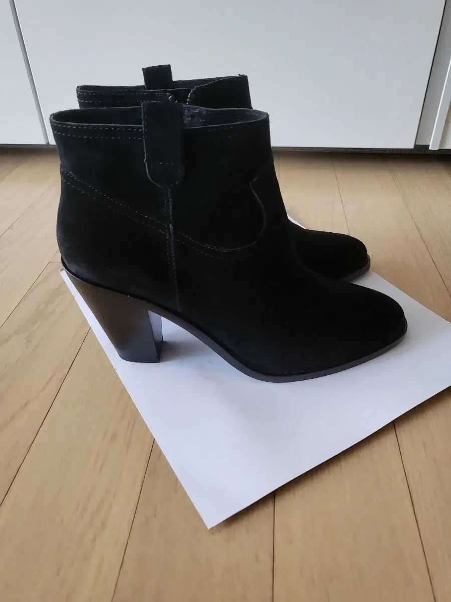 ASH Ash アッシュ 黒 スエード アンクル ブーツ
