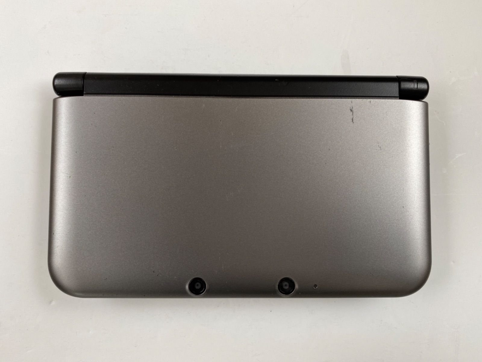 ニンテンドー3DS（シルバー×ブラック）　本体　ジャンク品