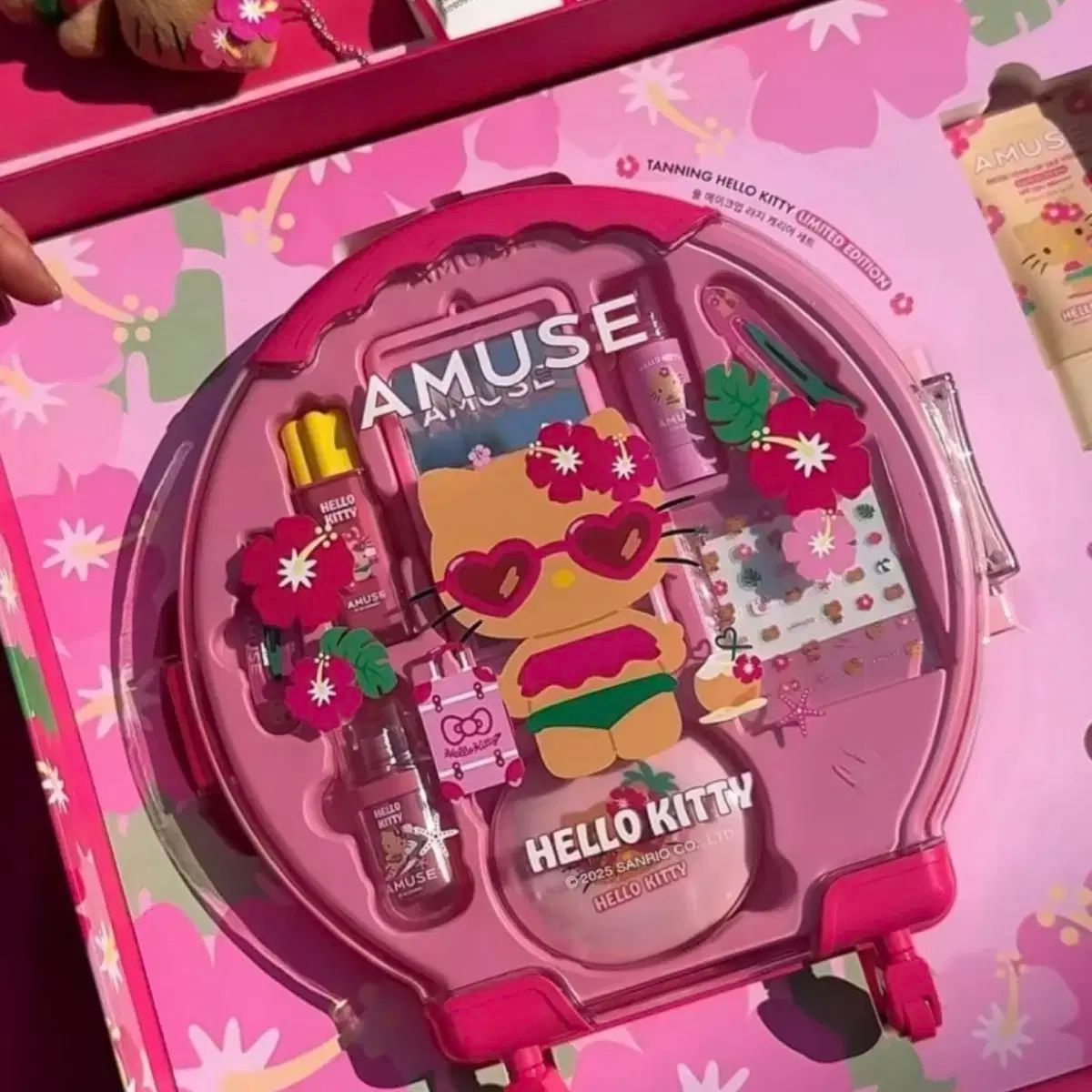 【新品未使用】AMUSE 日焼けキティラージキャリー　Warm tone AMUSE アミューズ 日焼けハローキティ 限定エディション [日焼けハロー