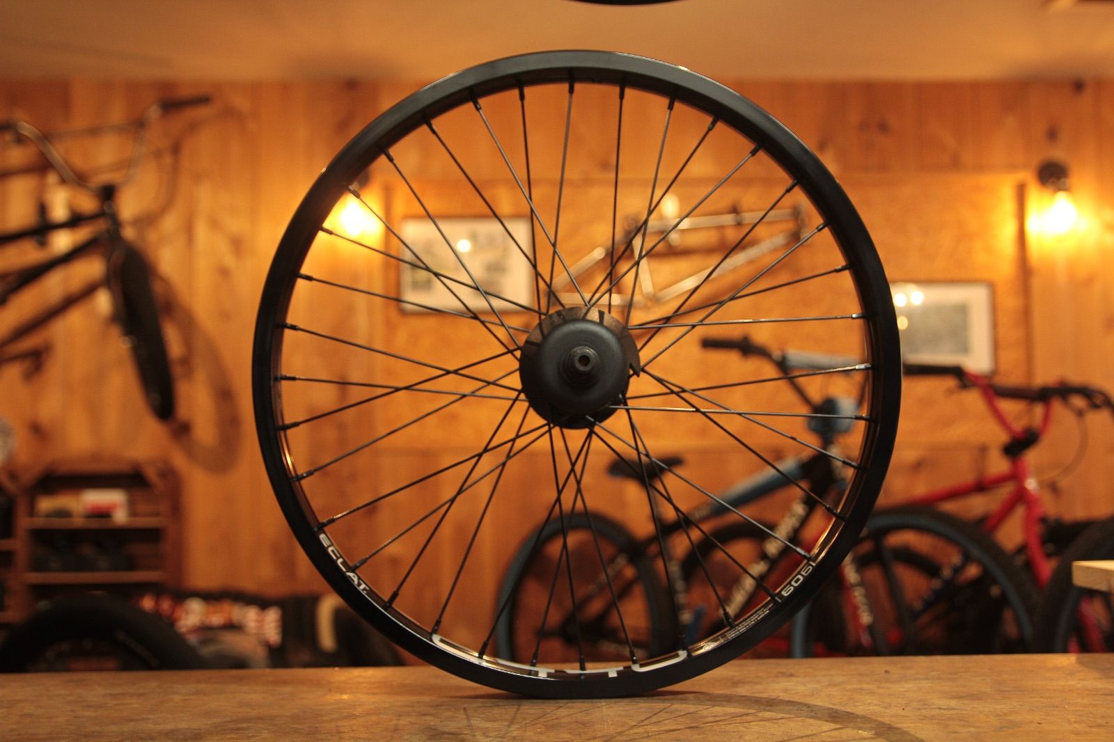 ECLAT E440|SEISMIC CASSETTE REAR WHEEL RSD bmx