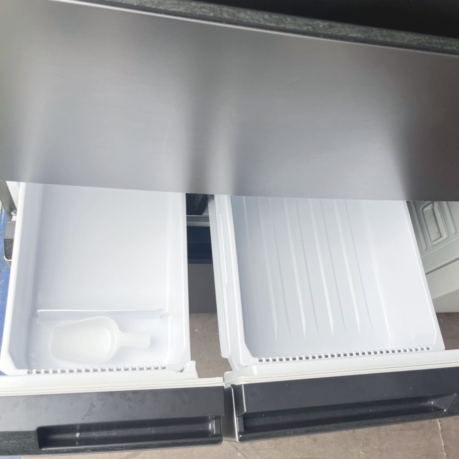 取付無料！SHARPメガフリーザー スタイリッシュシルバー6ドア