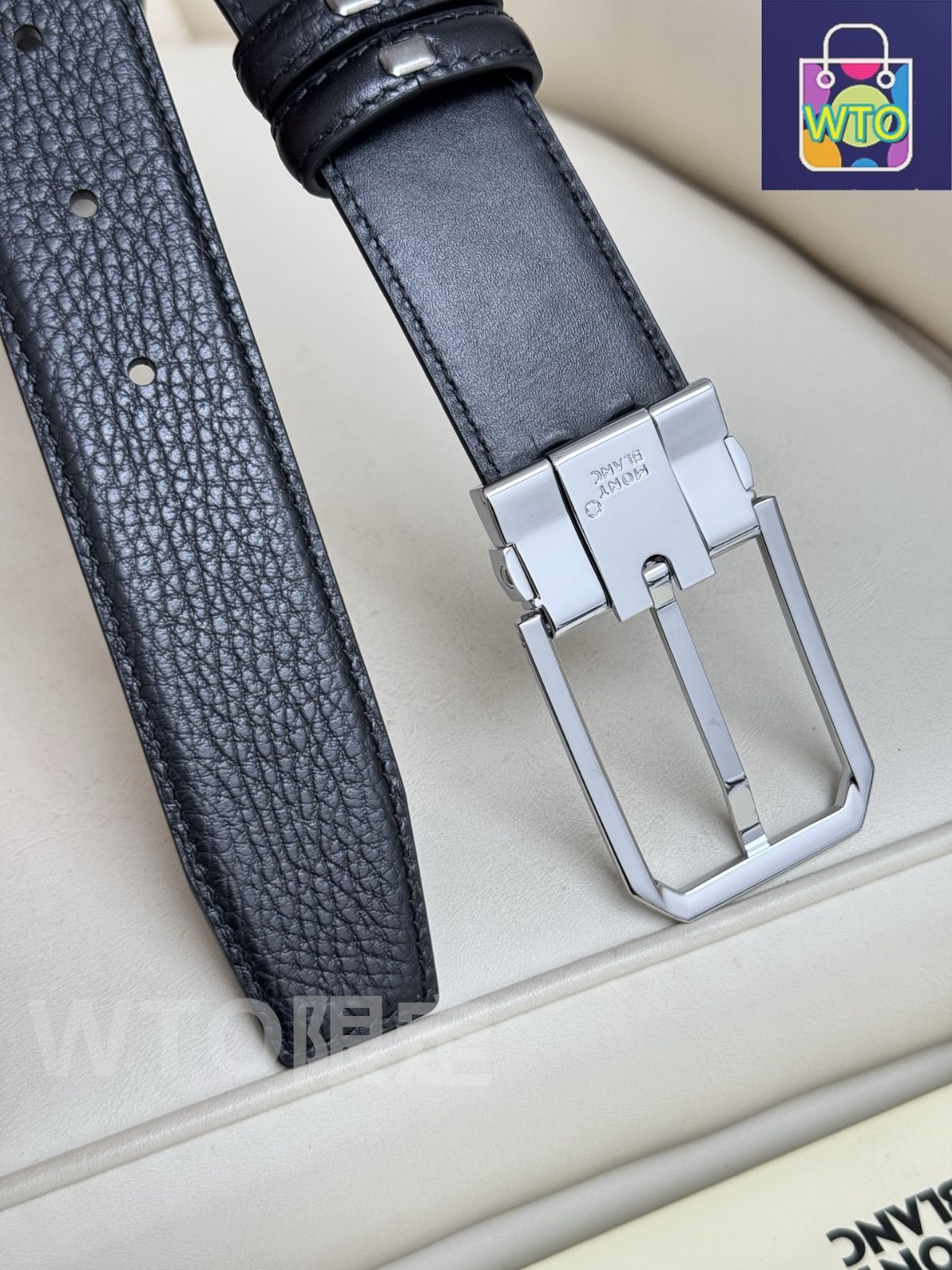 美品✨montblanc モンブラン　ベルト　ウエスト調整可能　最大110ｃｍ 今日特価】Montblanc モンブラン レザーベルト-1 - メルカリ