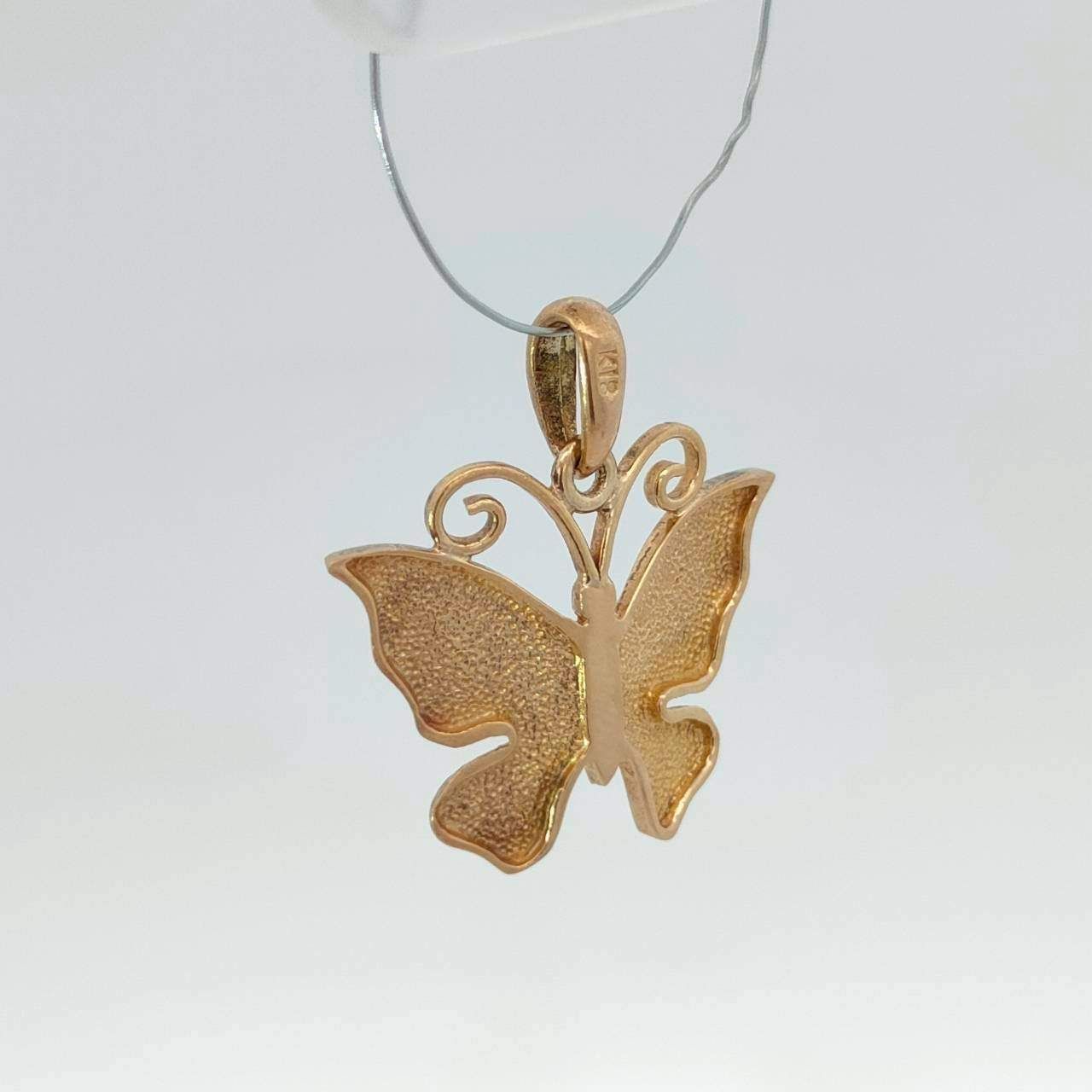 バタフライ ネックレストップ