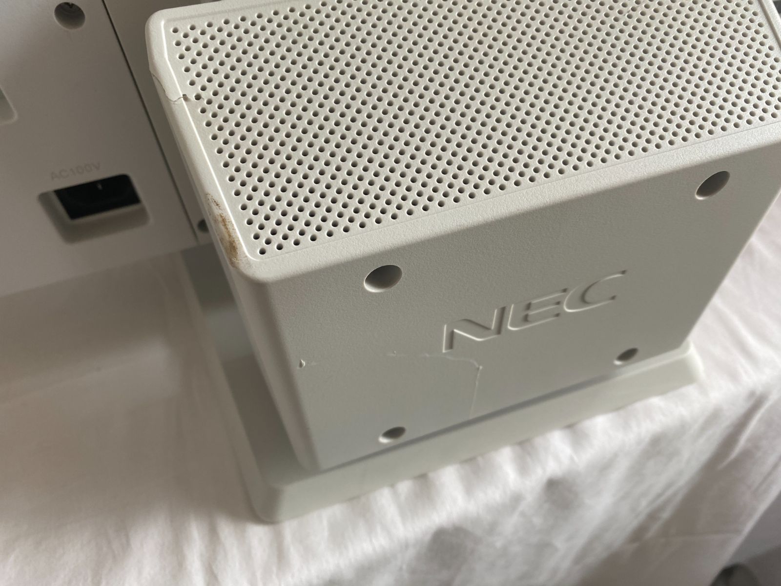 一体型パソコン(PC-VW770BS6W) NEC VALUESTAR W VW770/BS6R PC-VW770BS6R [クランベリーレッド