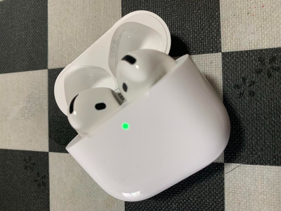 AirPods 【新品 未開封】 第4世代 両耳のみ ノイズキャンセ