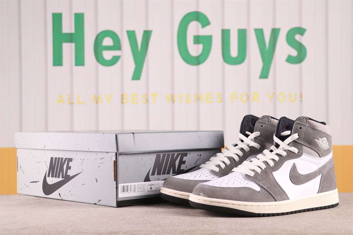 Nike Air Jordan 1 スモークグレー　DZ5485-051 新品 Amazon | [ナイキ] dz5485-051 AIR JORDAN 1 RETRO HIGH OG