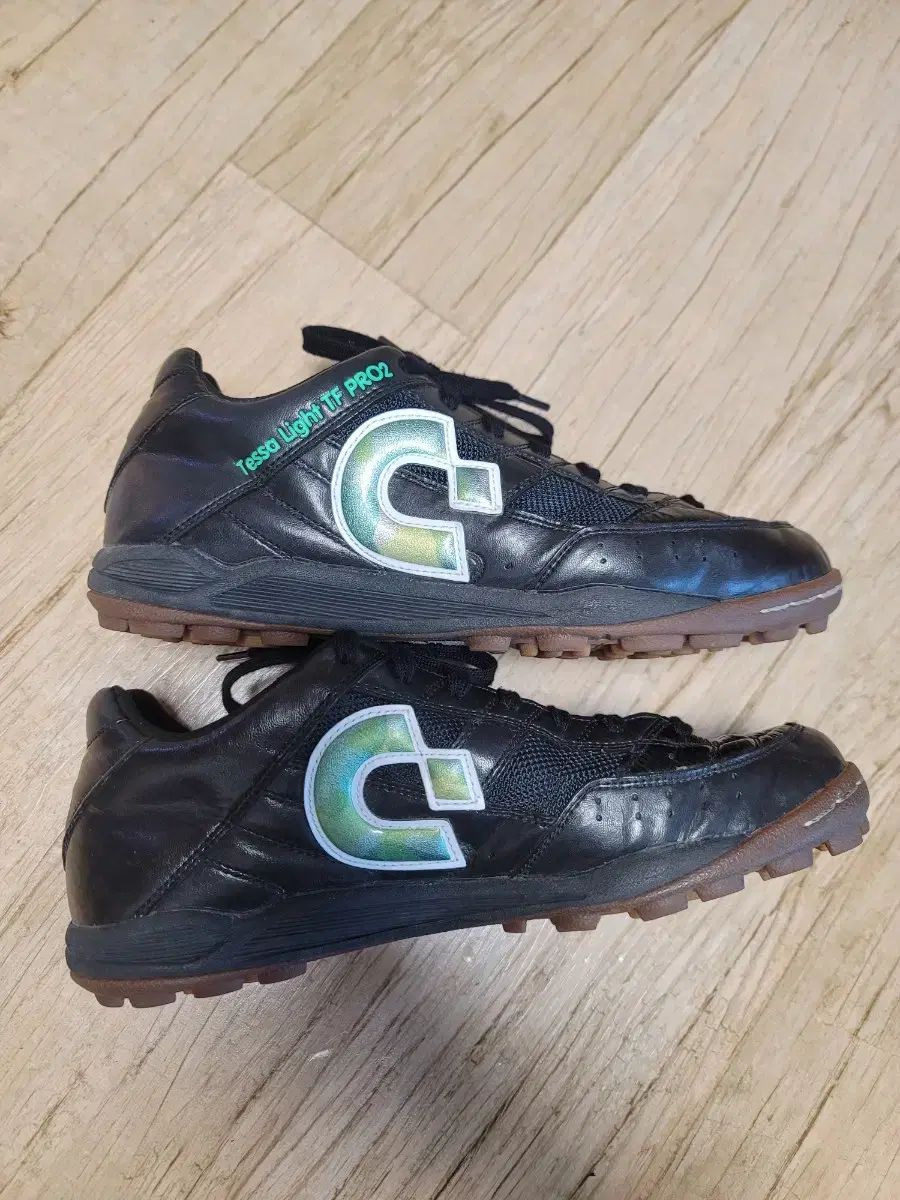 サンルイスKT ホワイトシルバー×グリーン デスポルチフットサルシューズ 24