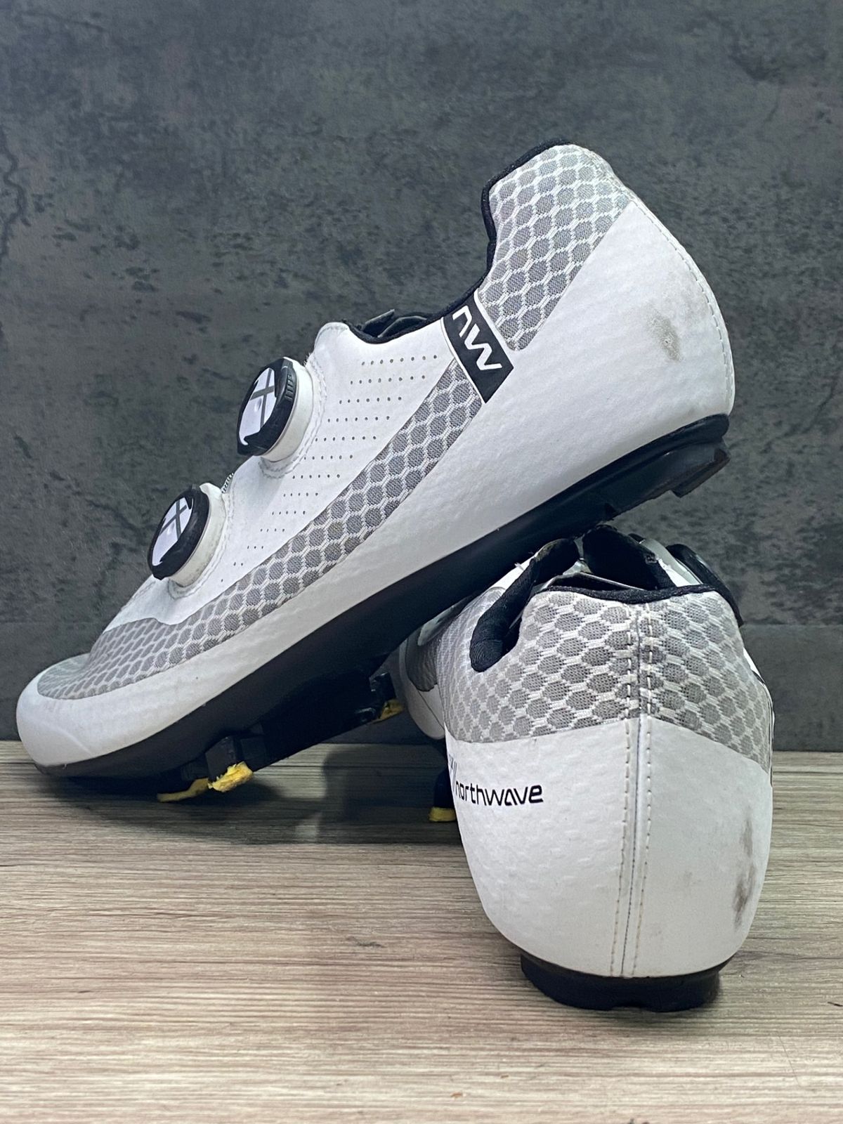 JK539 ノースウェーブ NORTHWAVE MISTRAL PLUS ビンディングシューズ 3穴 白 EU42