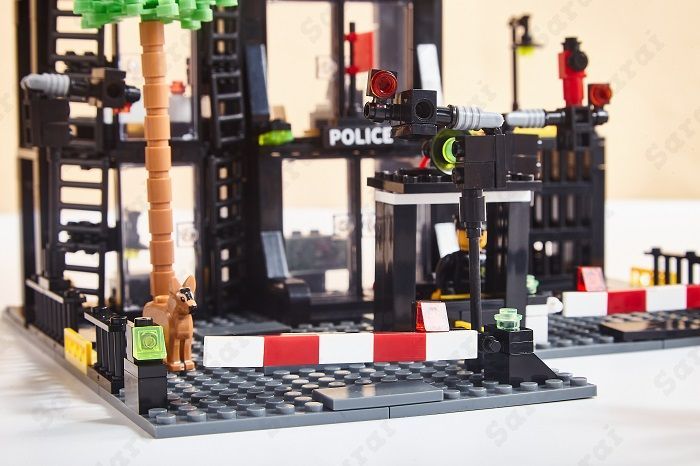 LEGO レゴ シティ 互換 ブロック SWAT 警察 特殊部隊 本部建物