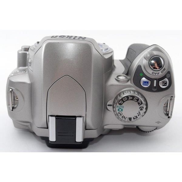 ニコン Nikon D40 ダブルズームセット シルバー 美品 SDカード