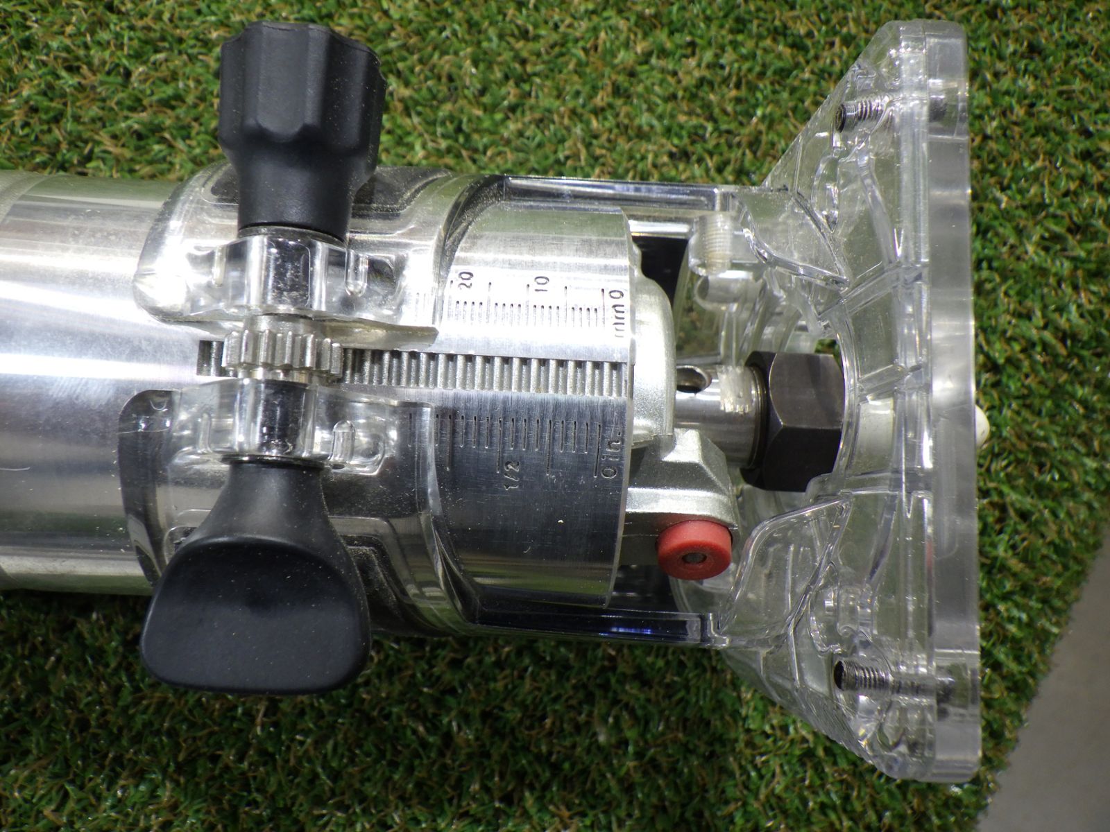 Makita 充電式トリマ18V