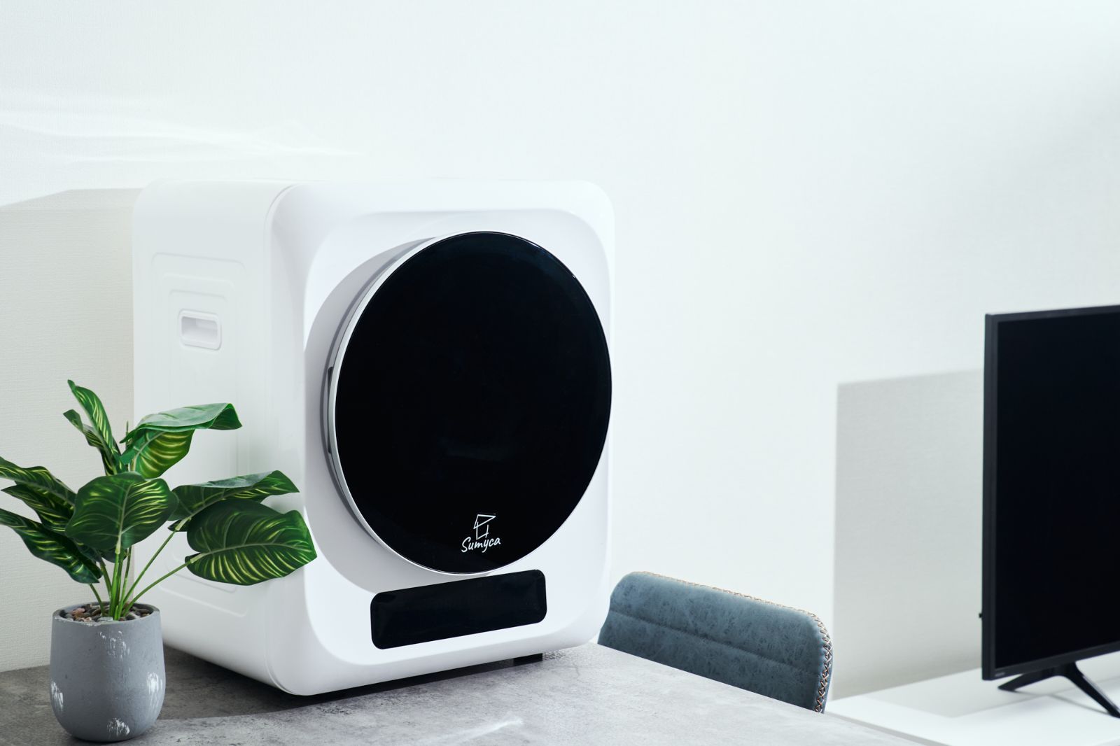小型乾燥機 ホワイト 在庫処分価格 Dryer Mini 48×40×56 干さないセンタク ” 超小型衣類乾燥機 Sumyca