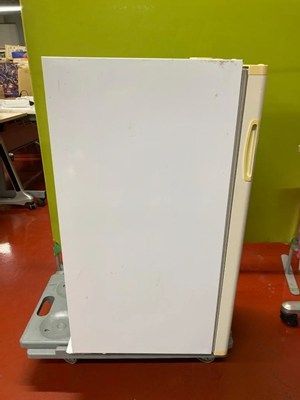 業務用 冷蔵ショーケース XW-105 92L オフィス・コンビニ用 小型冷蔵庫