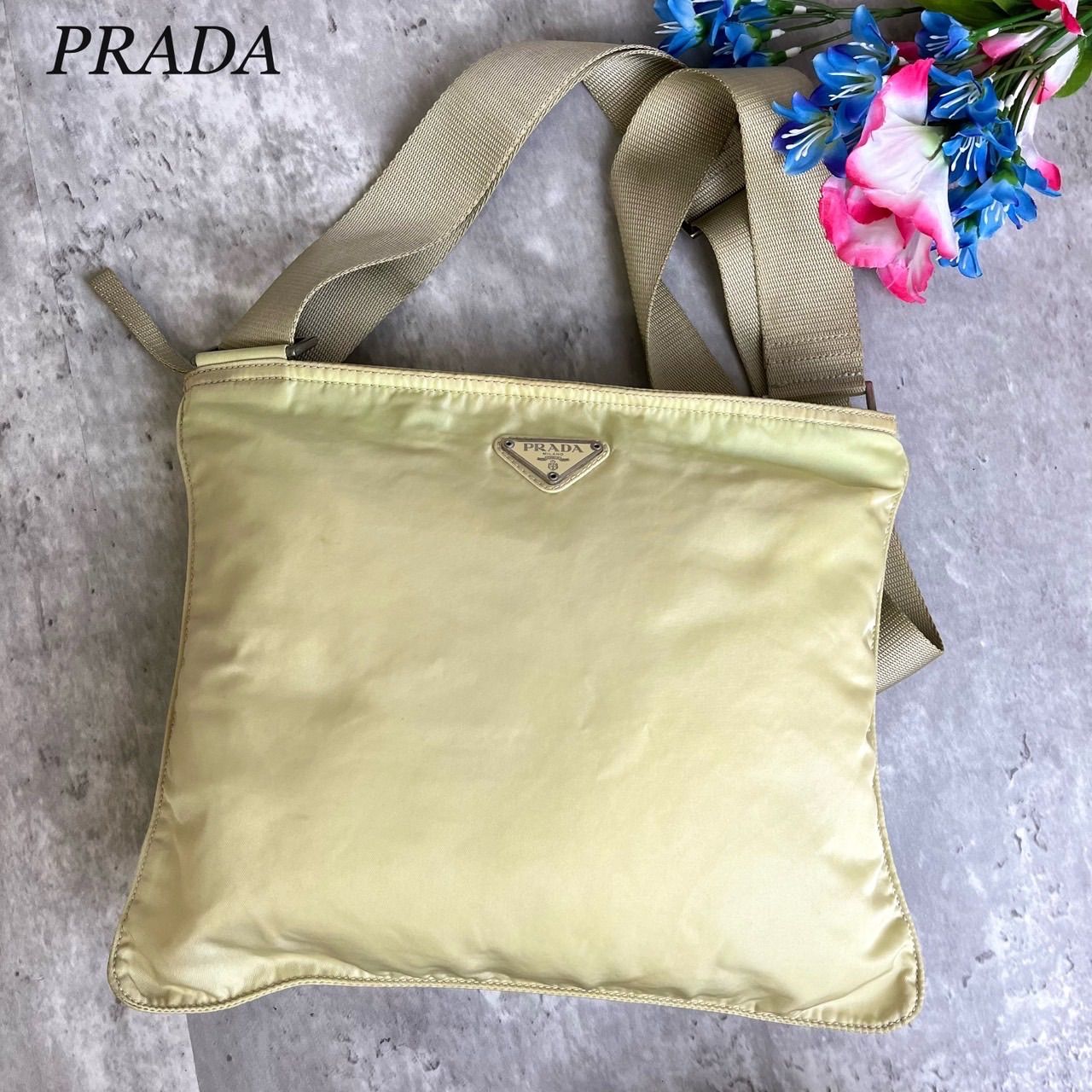 ✨良品✨ PRADA プラダ ショルダーバッグ トートバッグ 三角ロゴプレート シルバー金具 総柄 白タグ テスートナイロン レザー 肩掛け  レディース ベージュ 肌色 - メルカリ