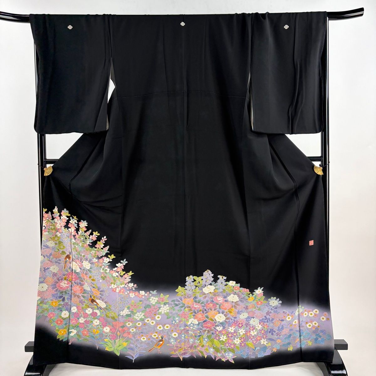 黒留袖 身丈169cm 裄丈70.5cm L 袷 落款 草花 鳥 黒 正絹 秀品