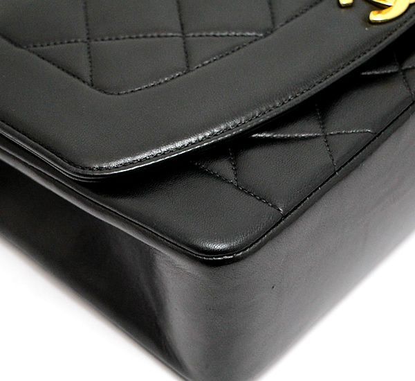 専用　シャネル　マトラッセ　ダイアナフラップ　ヴィンテージシャネル　25cm シャネル ダイアナフラップ マトラッセ25 チェーンショルダーバッグ