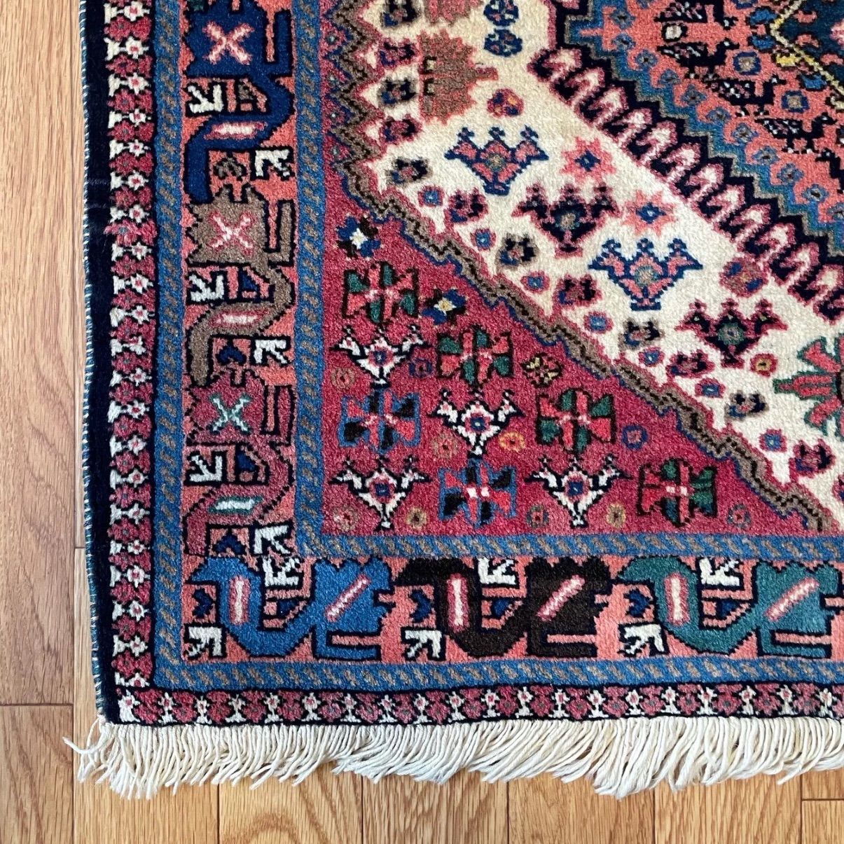 手織り ペルシャ絨毯 ヤラメ 玄関マット ペルシャ絨毯 ヤラメ 約68cm x 100cm｜SATHI RUGS