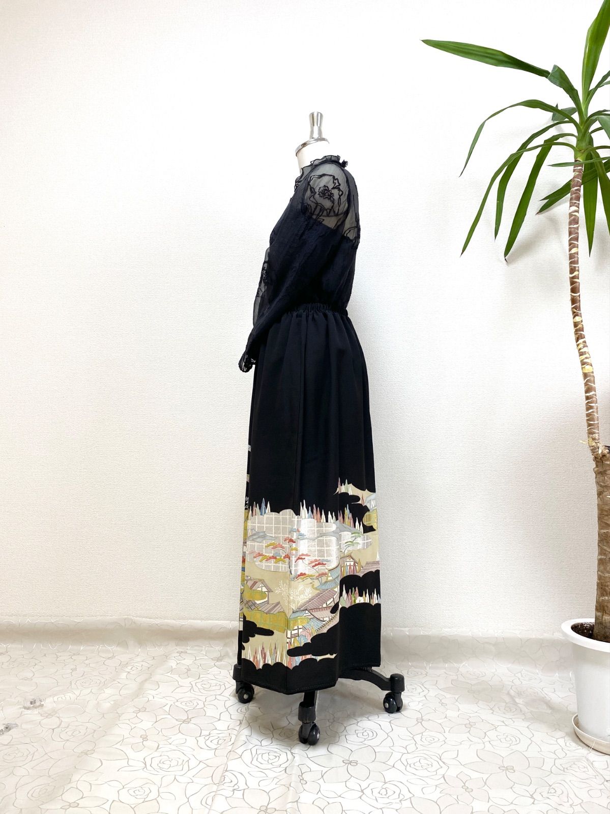 大人可愛いセレブ着物スカートフリーサイズ1点物黒留袖着物リメイクウエストゴムロングスカートフリーサイズ送料込みハンドメイドNO.5771