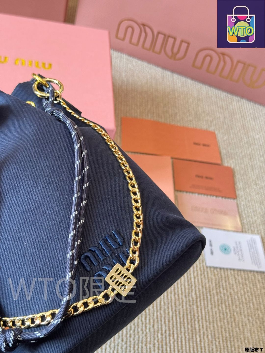 6万取引突破★UPS速達便！【MIUMIU】5BE061 2C90_バケットバッグ 今日特価】Miu Miu 最新キャンバス小バケットバッグ（Miu Miu
