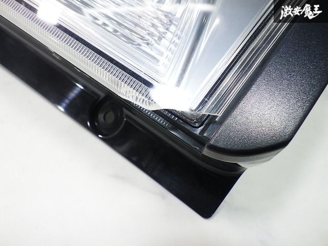 日産 純正 C26 セレナ ハイウェイスター 前期 LED テールライト
