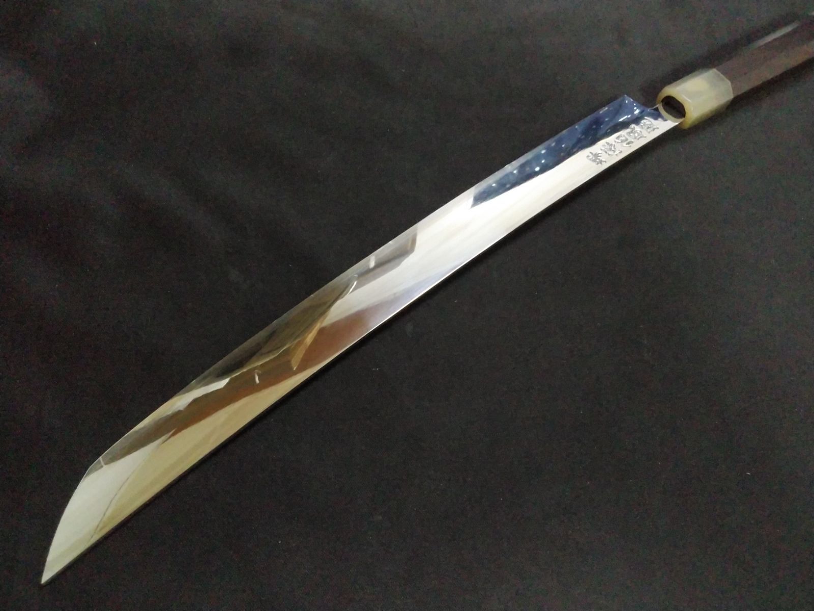 城山刃物製作所(堺業務用刃物メーカー直売)尺一 剣型和牛刀 ZDP189と