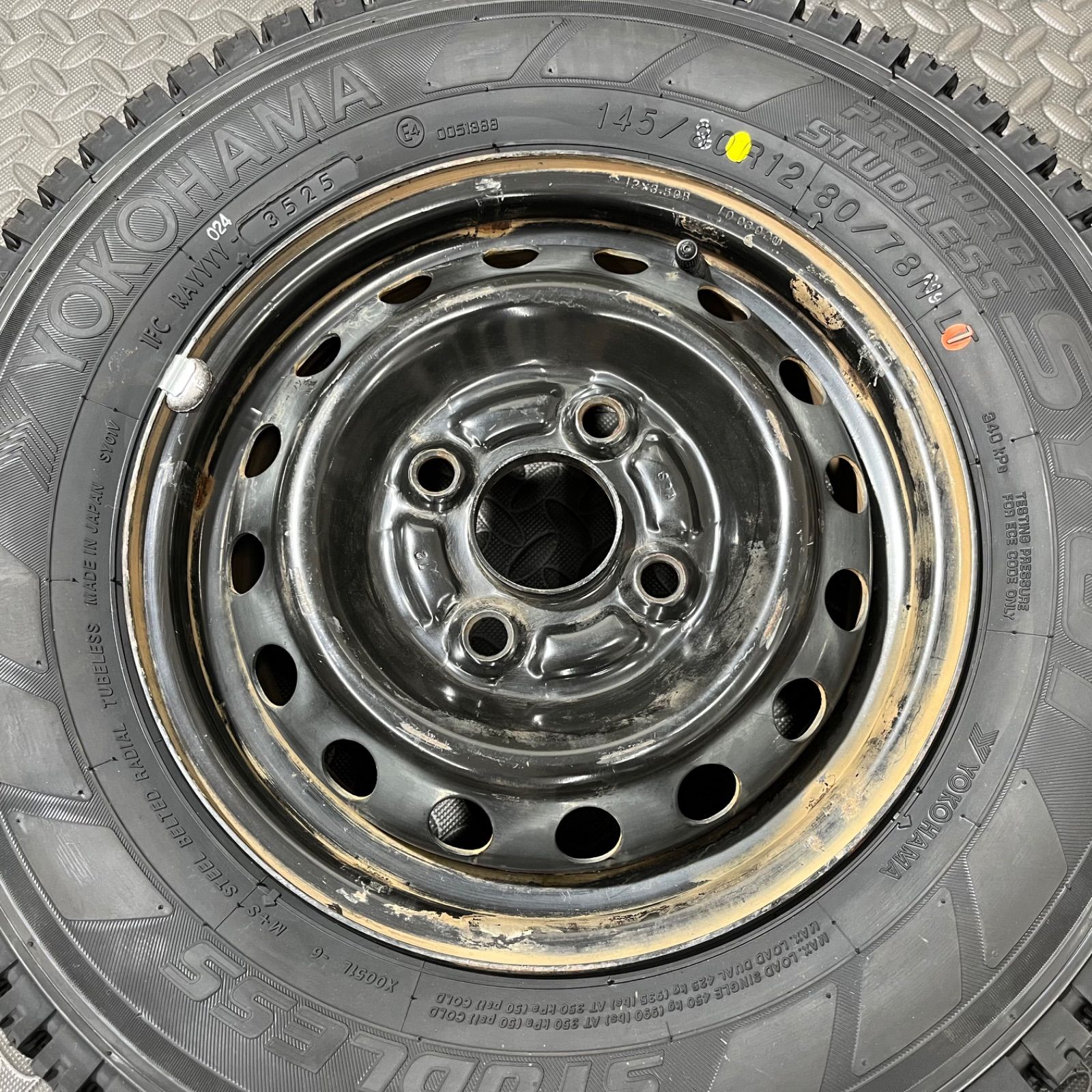 25年製 タイヤ 145 80R12 80 78N LT ヨコハマ SY01V ホンダ アクティ スタッドレスタイヤ 冬タイヤ 1065P