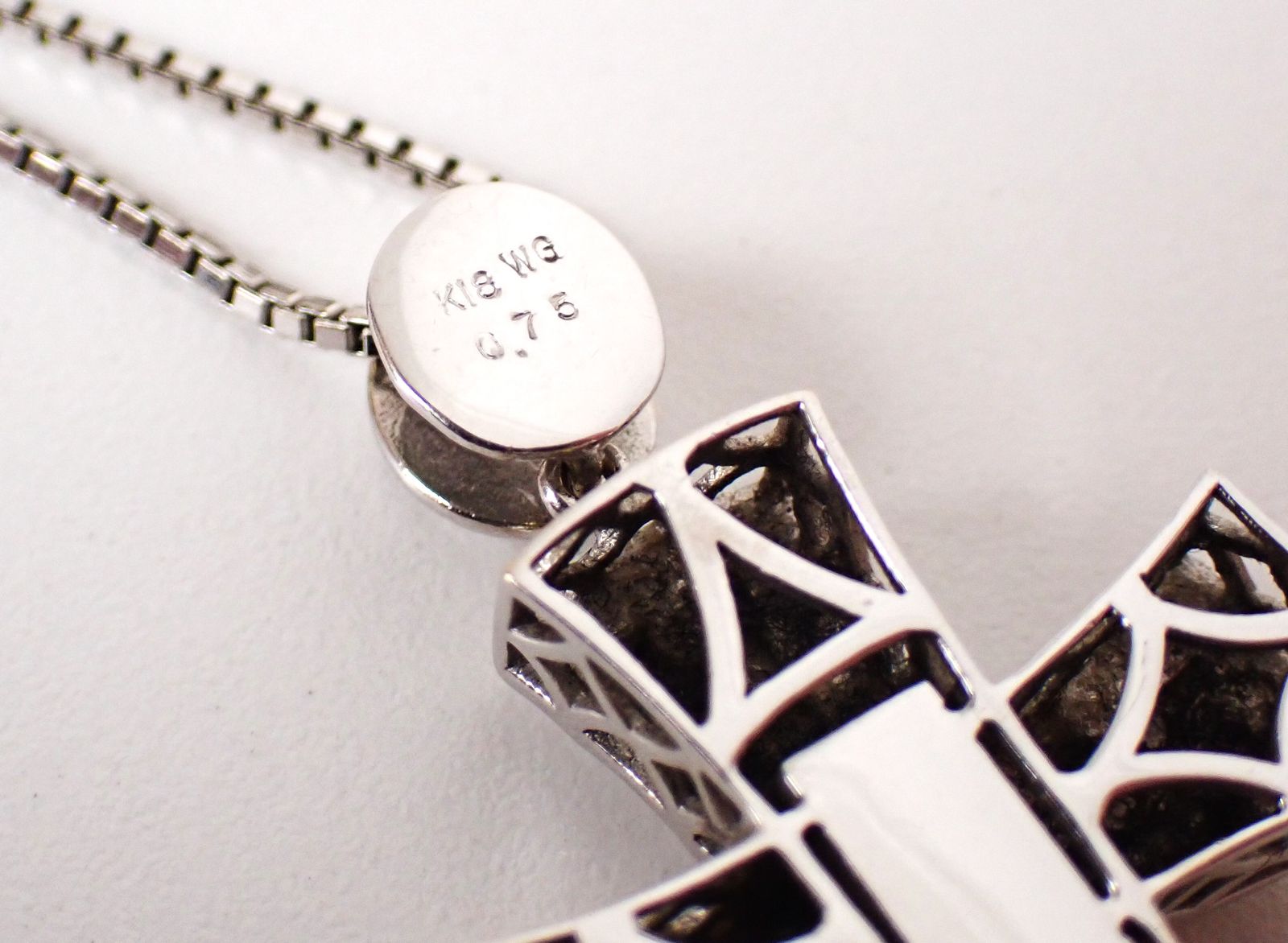 ゆきざき ヨビコ ネックレス K18WG D0.75ct 16.2g - メルカリ