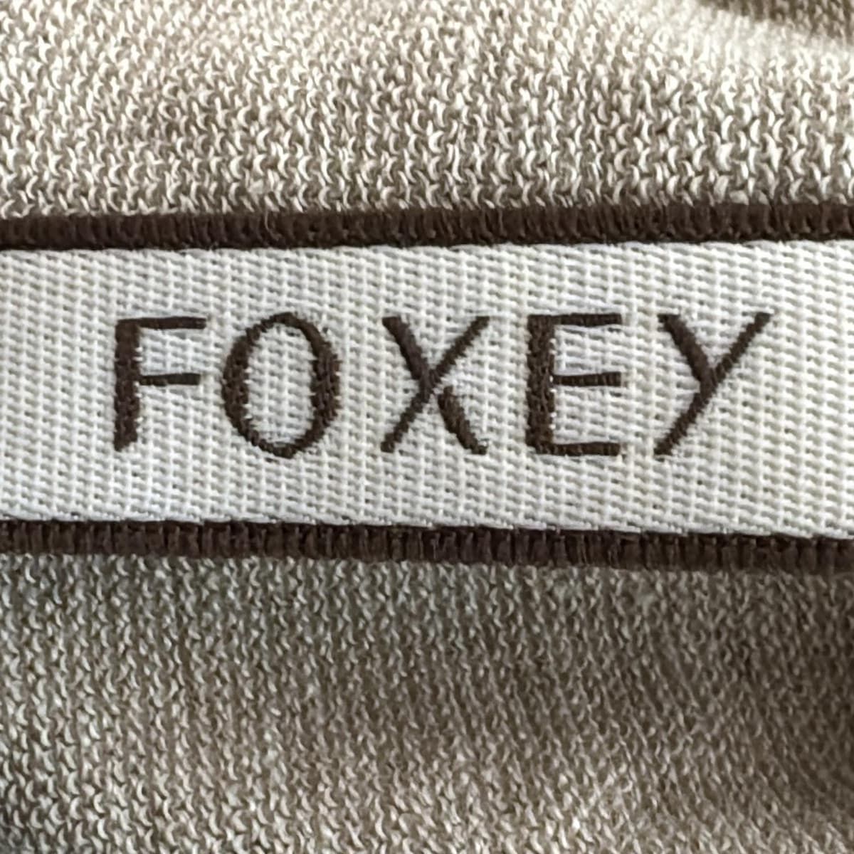 フォクシーノースリーブセーター 42 フォクシーノースリーブセーター 42 FOXEY BOUTIQUE(フォクシー