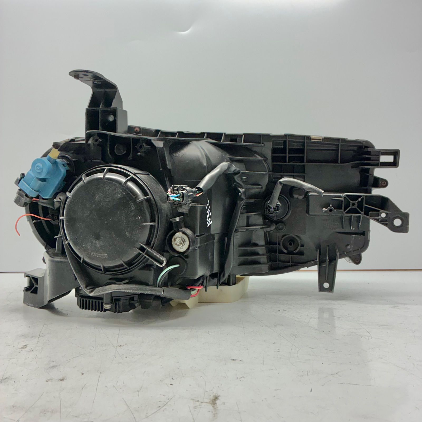 Y 美品【コーティング済】日産 Z12 NZ12 キューブ ヘッドライト ランプ