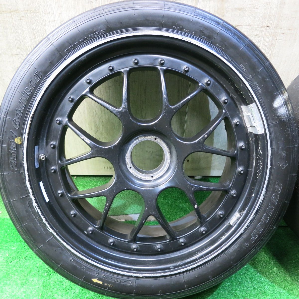 センターロック 250|640R18