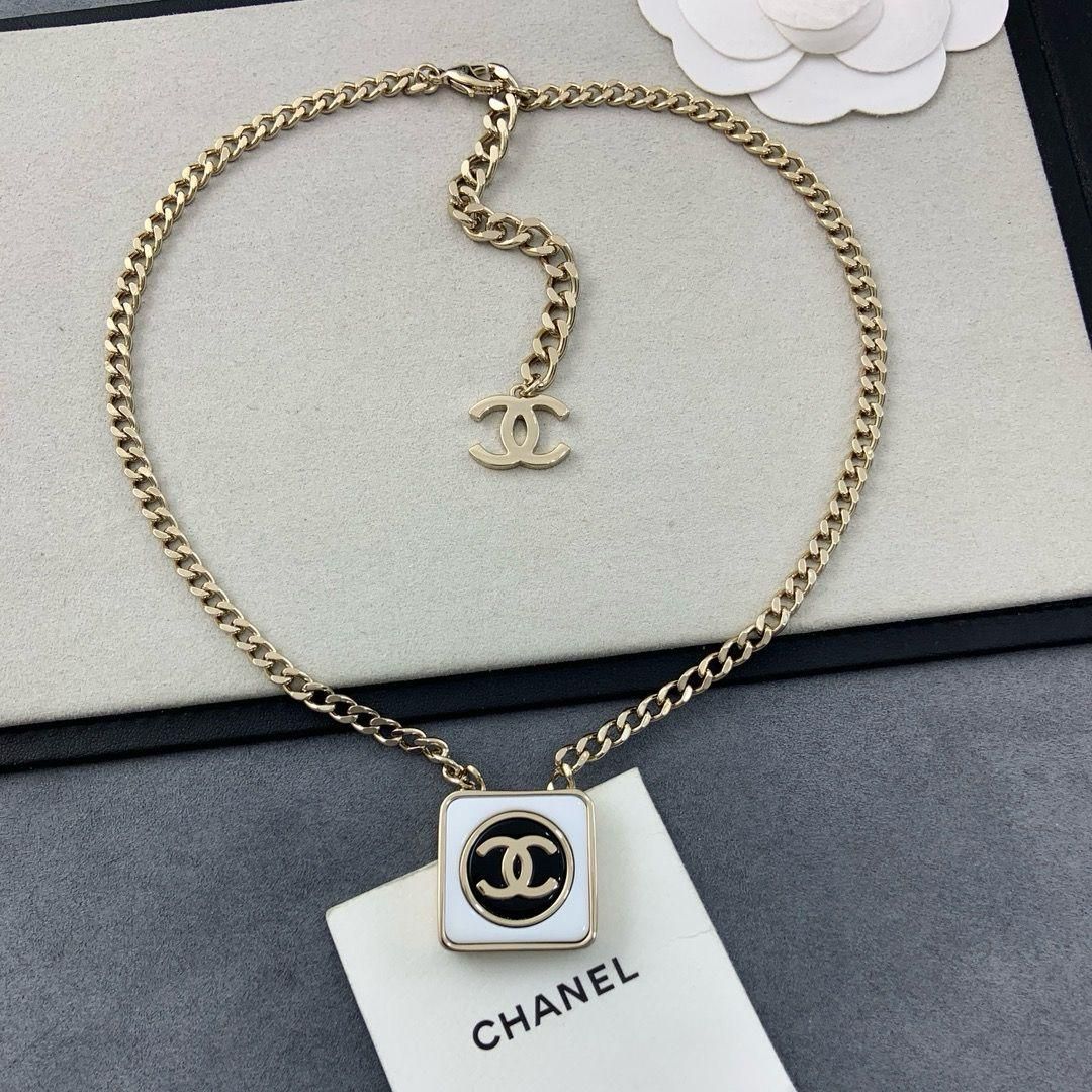 CHANEL ネックレス スクエア