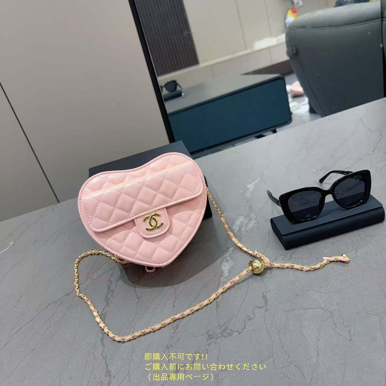 【サングラスもお洒落に持ち運び♪】CHANEL ショルダーバッグ 不動の人気 CHANEL シャネル ショルダーバッグ サングラス 財布