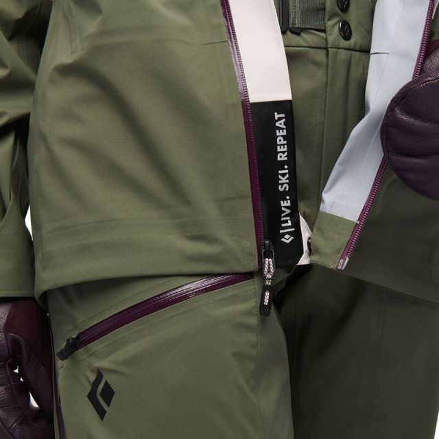 坂田峰俊作 翡翠蒔絵 黒柿四方香合 茶道具 共箱 rC795 2025年最新