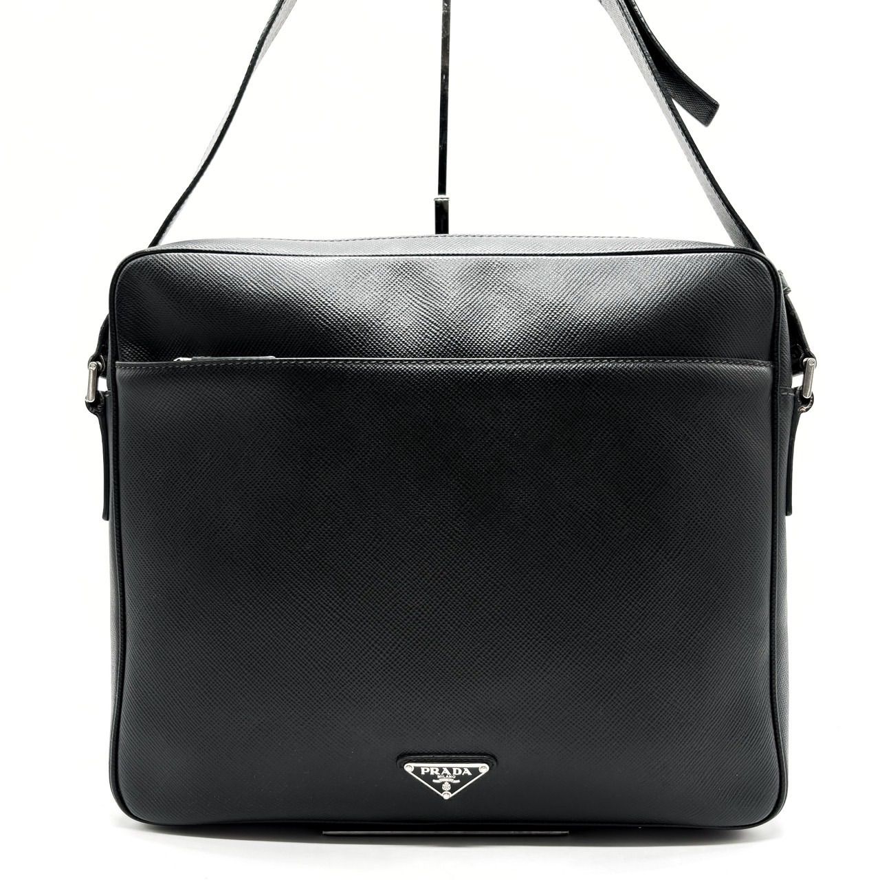 極 美品 プラダ 三角ロゴ サフィアーノ レザー ビジネスバッグ ブラック PRADA 極 美品 希少品 プラダ 三角ロゴ 金具 サフィアーノ