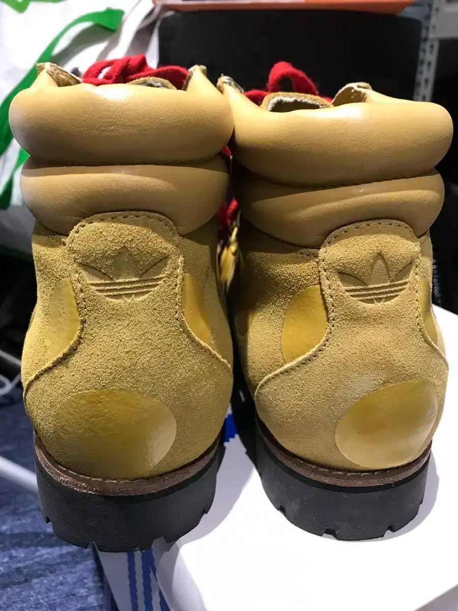 セサンパフューム ジェレミースコット