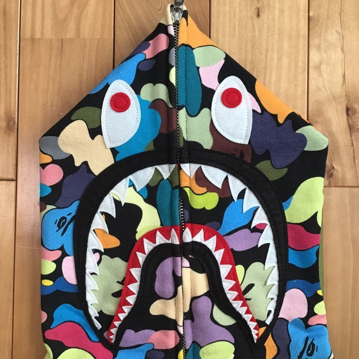 ☆美品☆ マルチカモ シャークパーカー Mサイズ shark full zip hoodie 