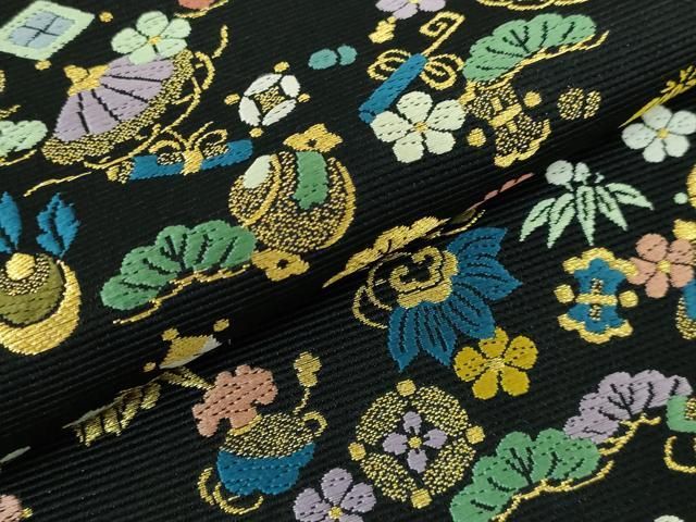 平和屋本店□極上 六通柄袋帯 唐織 宝尽くし小袖 黒地 金糸 逸品