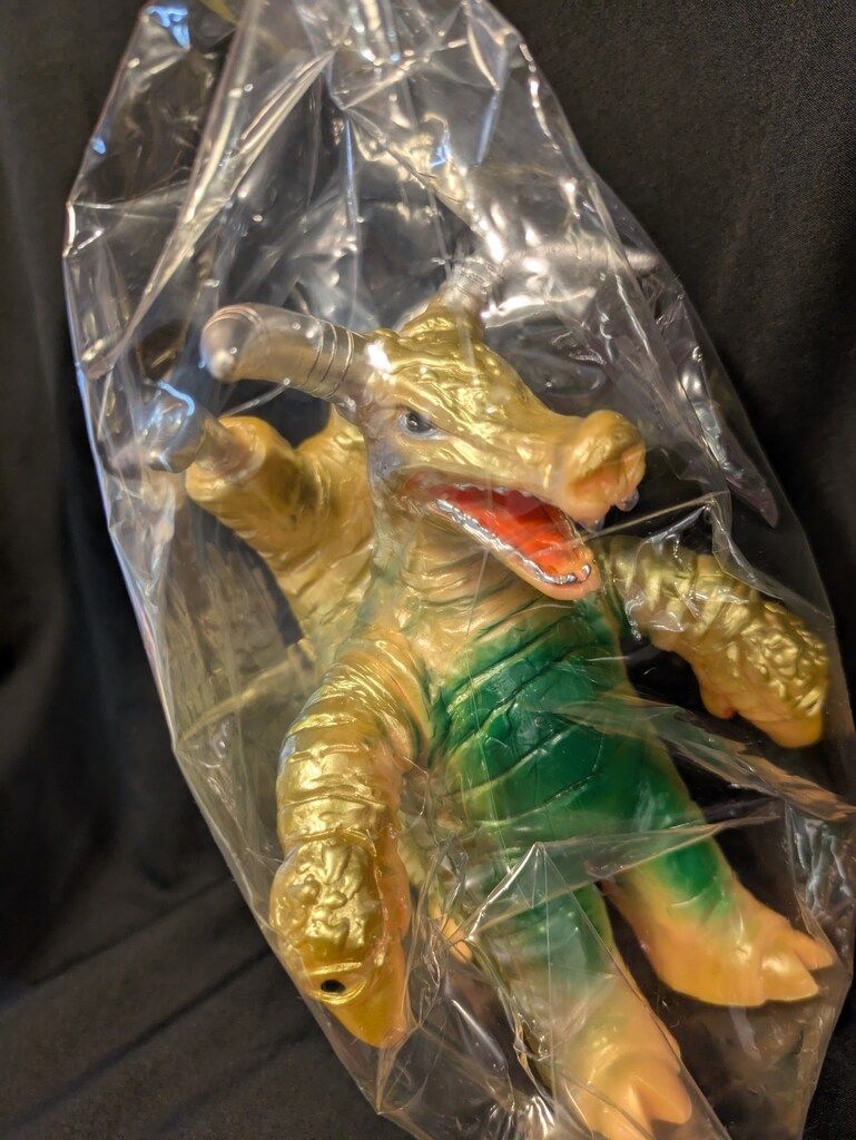 ブルマァク 怪獣シリーズ アントラー 昭和レトロカラー 受注開始