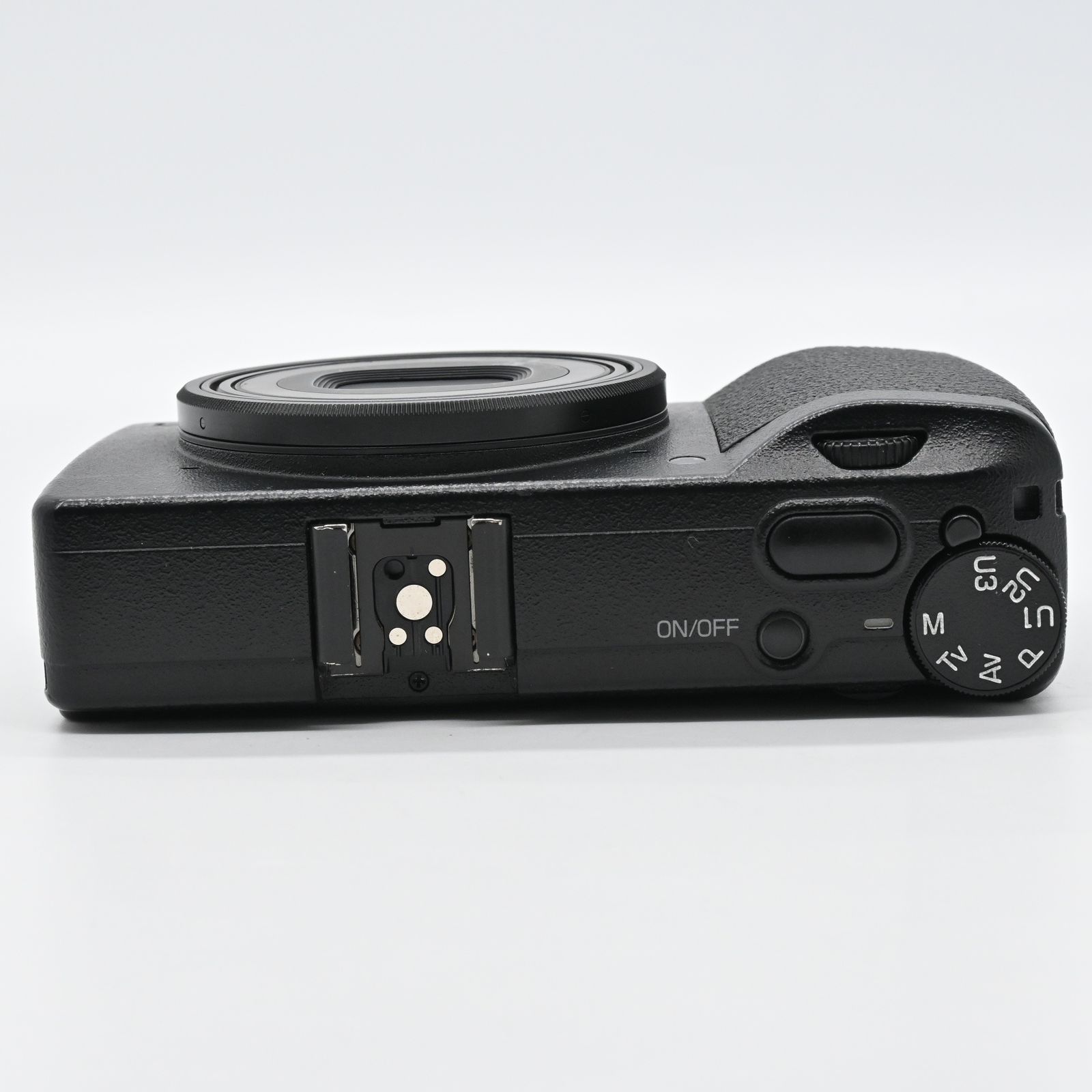 RICOH GR III ショット数 13579回 - メルカリ