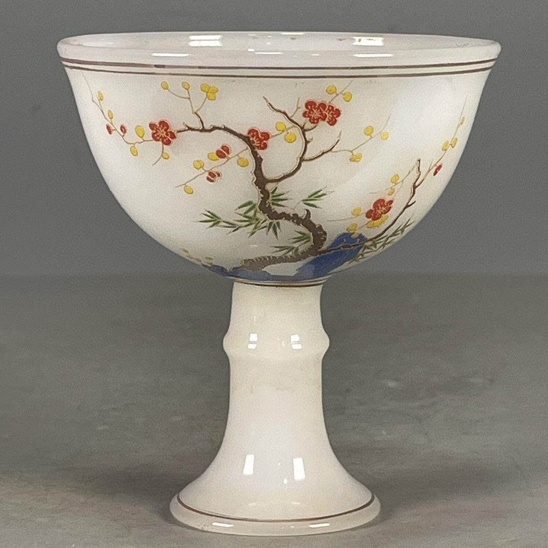 瑠璃薄胎花卉図紋高脚杯 湯飲 茶器 陶磁器 装飾品 工芸品 美術品 置物