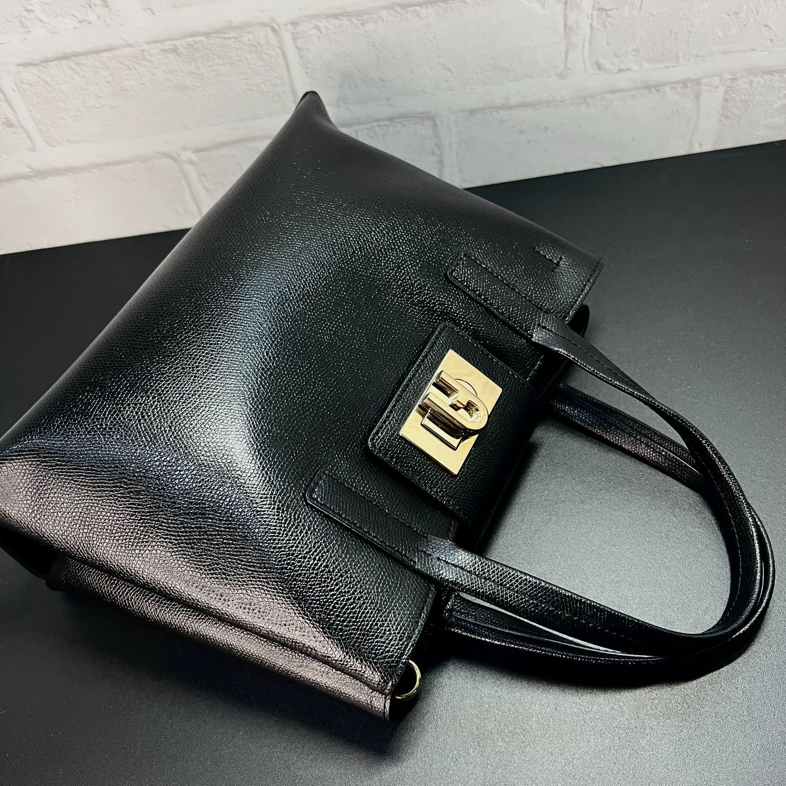 【美品】フルラ FURLA 2wayバッグ FURLA／フルラ1927 トートバッグM 2WAYショルダーバッグ