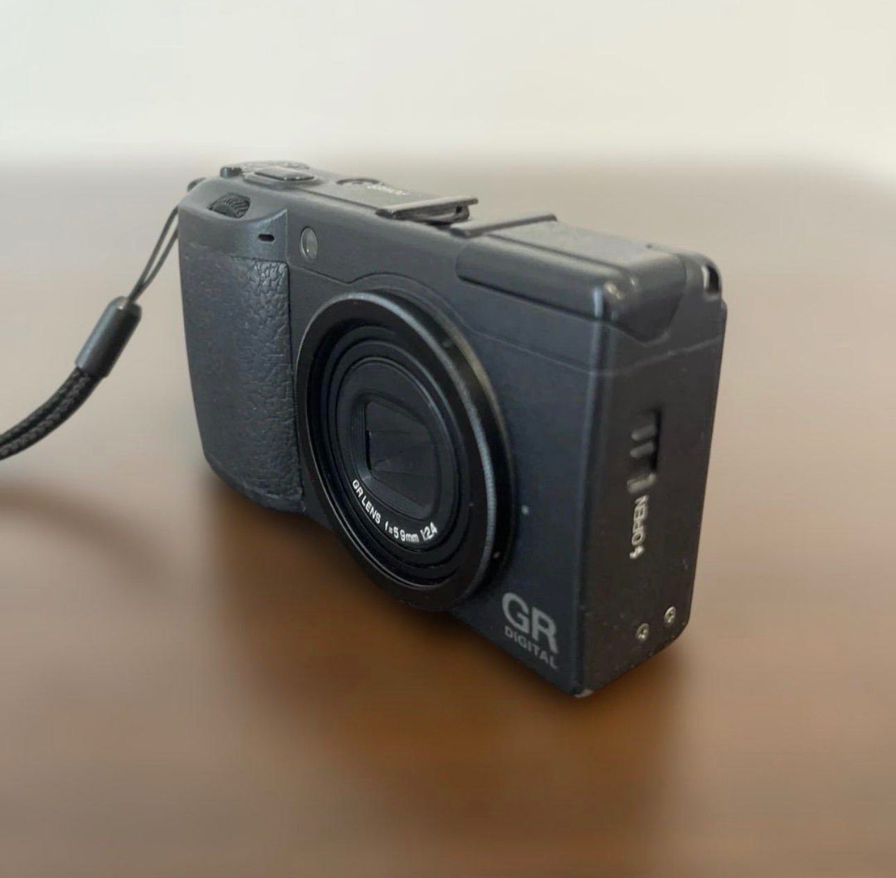 4814 GR DIGITAL II ブラック デジカメ 4814 GR DIGITAL II ブラック デジカメ - メルカリ
