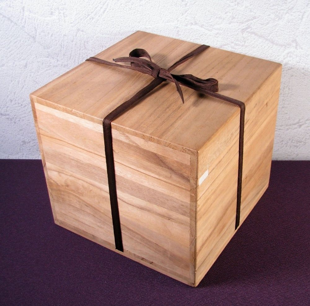 陶磁書道皿[象嵌塞翁馬]名品璜月造 座右の銘「人間万事塞翁が馬」貴重品新品共箱付 陶磁書道皿[象嵌塞翁馬]名品璜月造 座右の銘「人間万事塞翁が馬」貴重