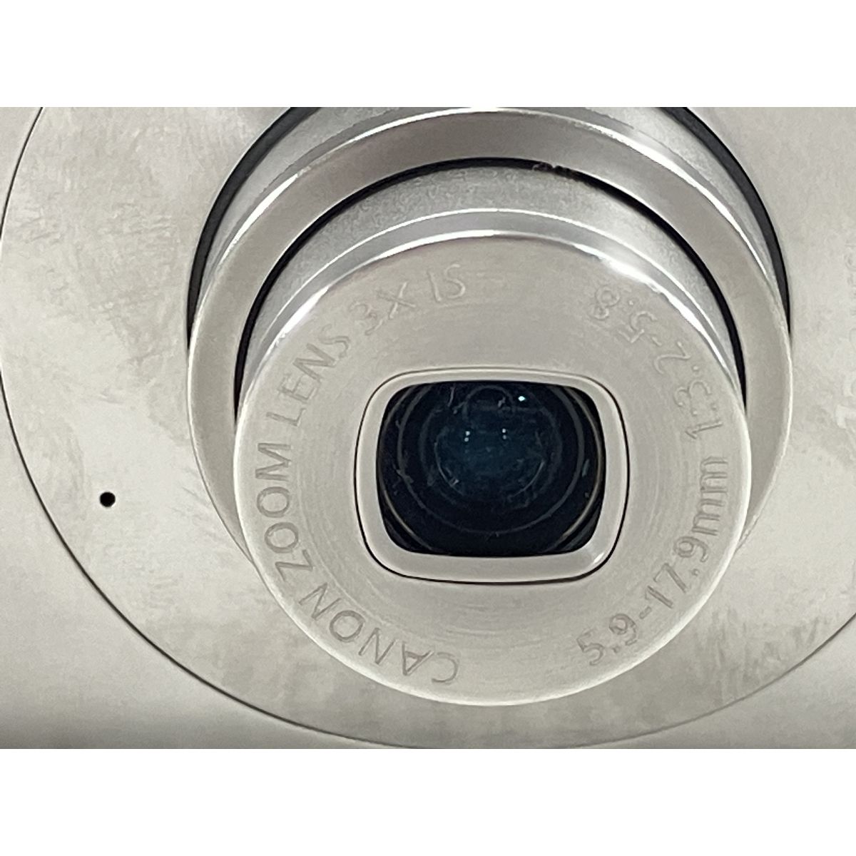 Canon IXY