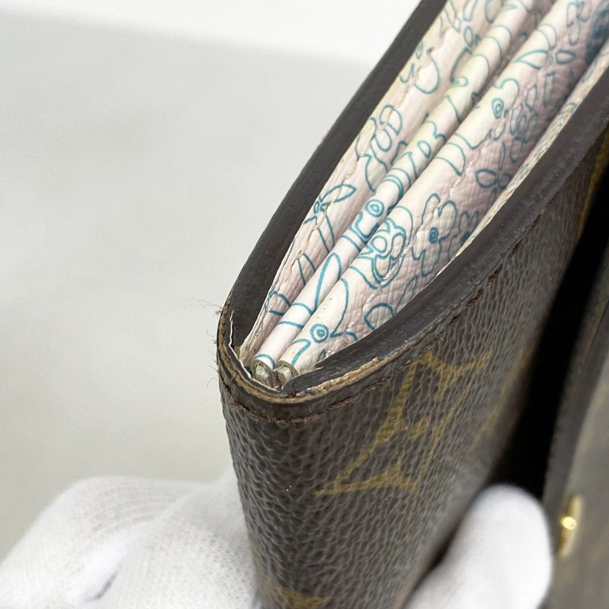 5ma0640】ルイヴィトン 長財布 モノグラム・フルリ ポルトフォイユサラ  