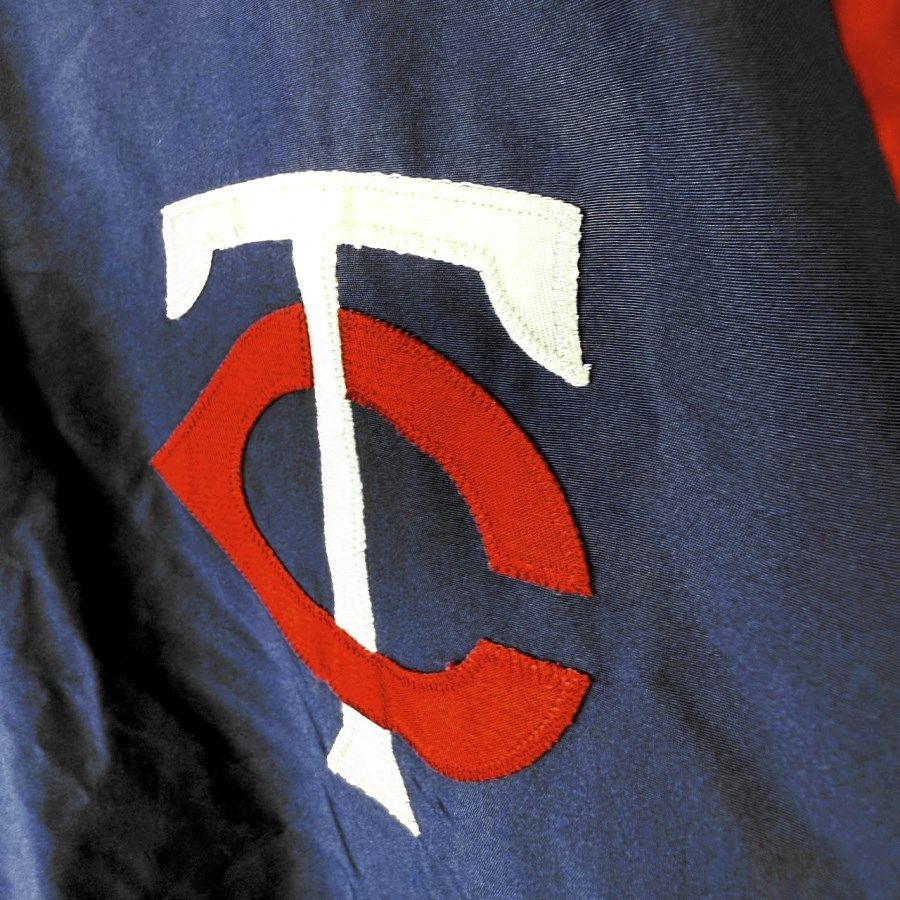 MajesticマジェスティックMLBミネソタ・ツインズTwinsナイロン